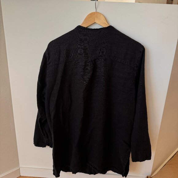 Vintage Linen Black Shirt with Shell Buttons - Picture 4 of 6